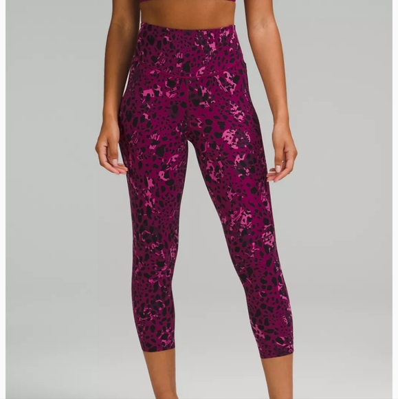 Lululemon Base Pace High-rise Crop 23" Cheetah Camo Magenta Purple Multi - Picture 10 of 13
